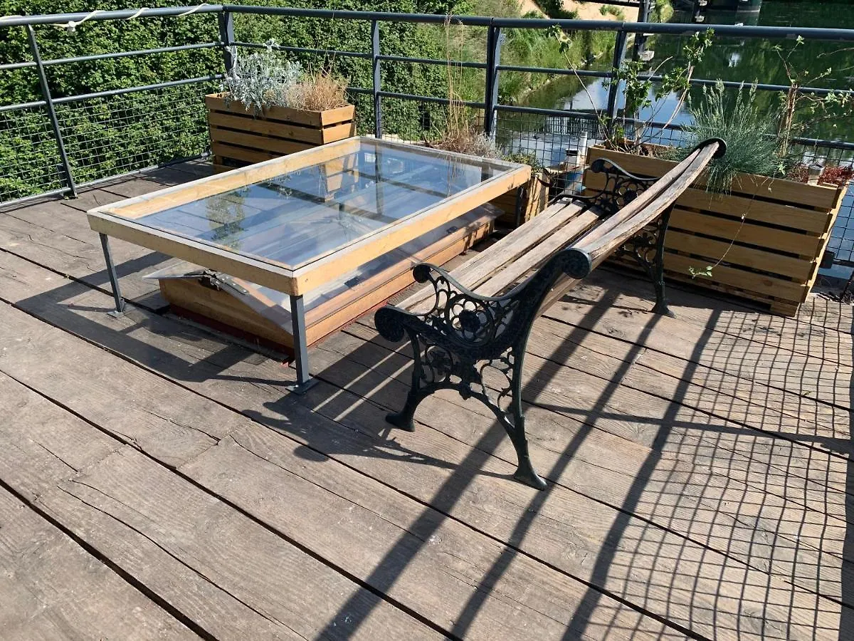 Hôtel PENICHE Coeur de LILLE citadelle Terrasse 24H24H access France
